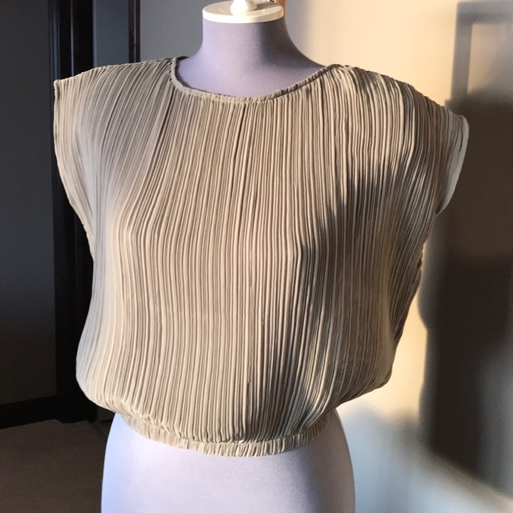 Dynamite Brand new Pleated T-shirt